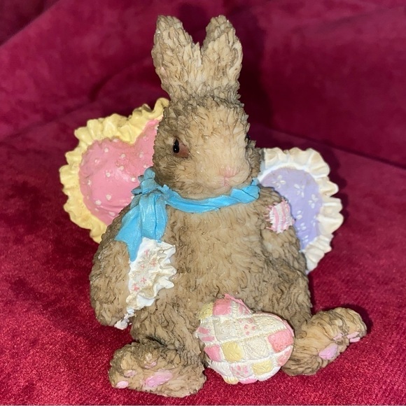 A family of Easter Bunnies and tree bedecked with colorful eggs in one lot. - Picture 10 of 16